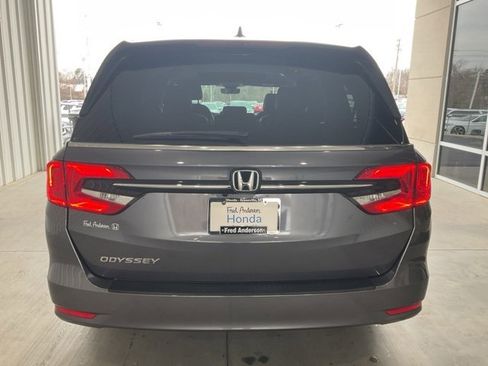 Certified 2024 Honda Odyssey EX-L image 20