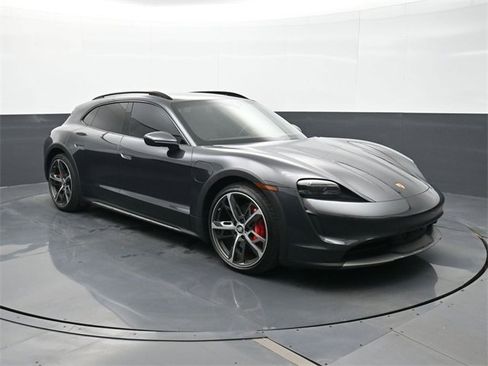 Used 2023 Porsche Taycan 4S image 26