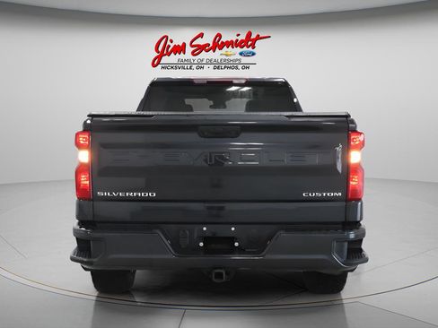 Used 2023 Chevrolet Silverado 1500 Custom AWD/4WD image 5