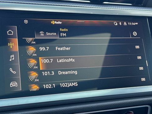 Certified 2025 Audi Q3 2.0T Premium Plus w/ Premium Plus Package image 18