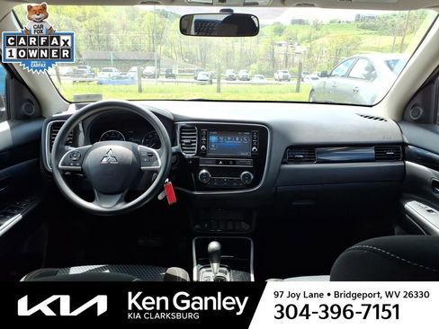Used 2019 Mitsubishi Outlander AWD image 13