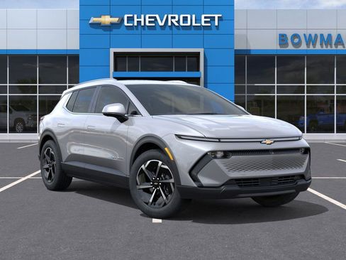 New 2026 Chevrolet Equinox EV LT FWD image 7