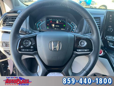 Used 2024 Honda Odyssey Touring image 18