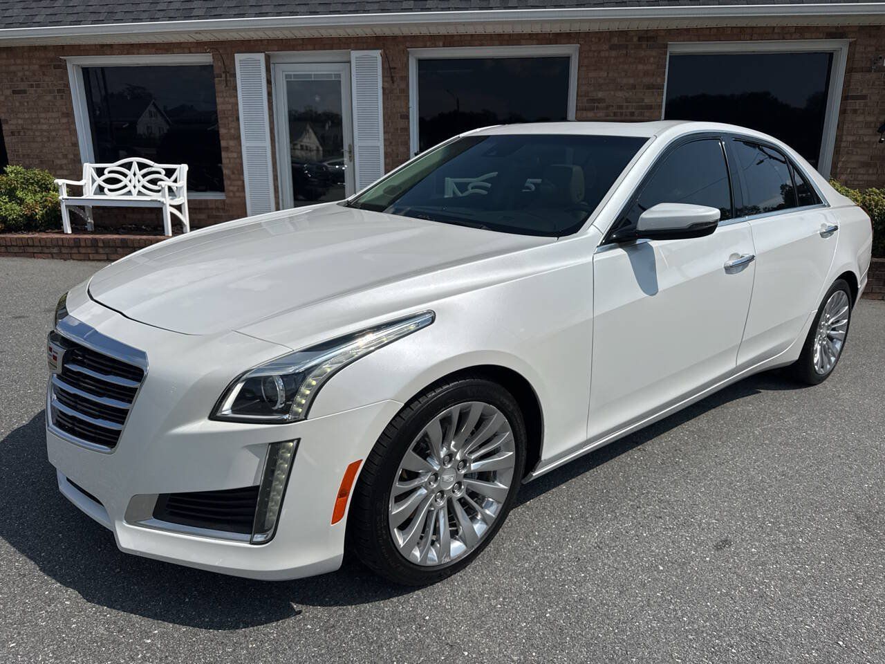 Used 2016 Cadillac CTS Luxury RWD image 4