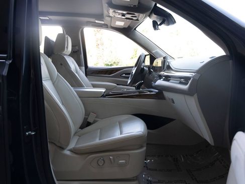 Used 2023 Cadillac Escalade Sport Platinum AWD/4WD image 27
