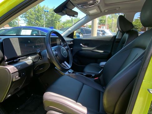 Used 2024 Hyundai Kona Limited FWD image 14