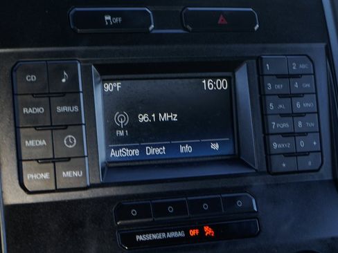 Used 2017 Ford F550 XLT w/ Advanced Security Pack image 35