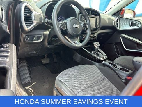 Used 2020 Kia Soul LX FWD image 19