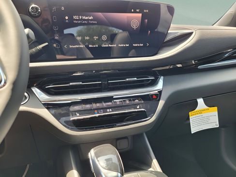 New 2025 Buick Envista Avenir image 31