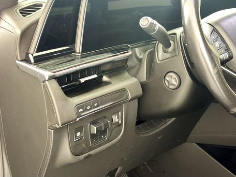 Used 2023 Cadillac Escalade Sport w/ LPO, ONYX Package RWD image 10