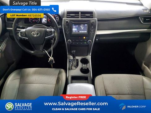 Used 2015 Toyota Camry SE FWD image 11