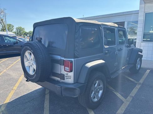 Used 2015 Jeep Wrangler Unlimited Sport w/ Quick Order Package 24S AWD/4WD image 3