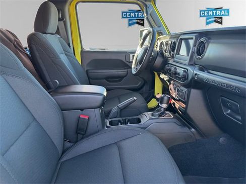 New 2023 Jeep Wrangler Sport S image 15