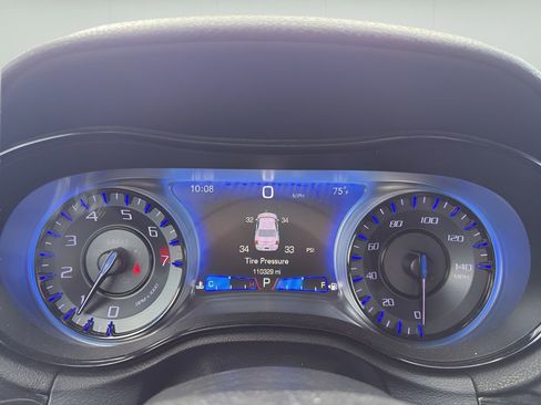 Used 2019 Chrysler 300 S image 14
