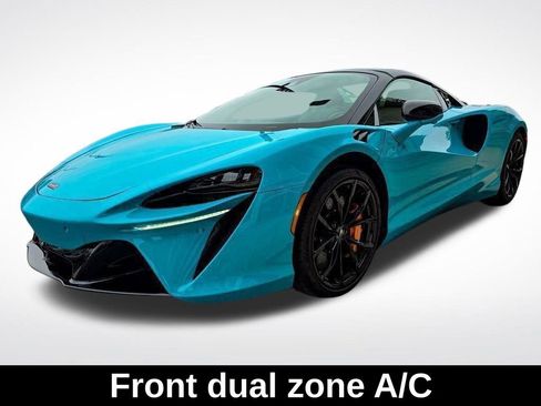 Used 2025 McLaren Artura Spider image 7