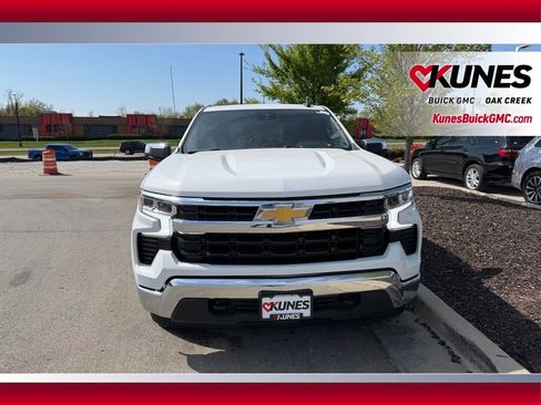 Used 2025 Chevrolet Silverado 1500 LT AWD/4WD image 3