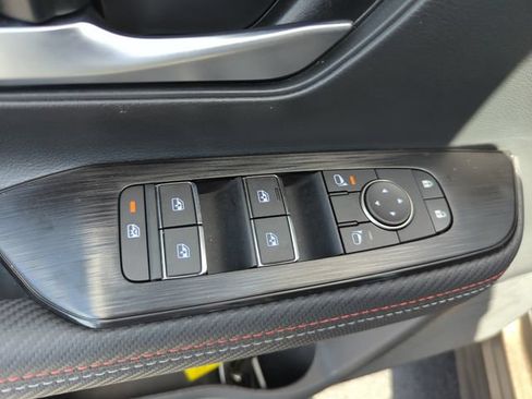 Used 2026 Nissan Kicks SR FWD image 33