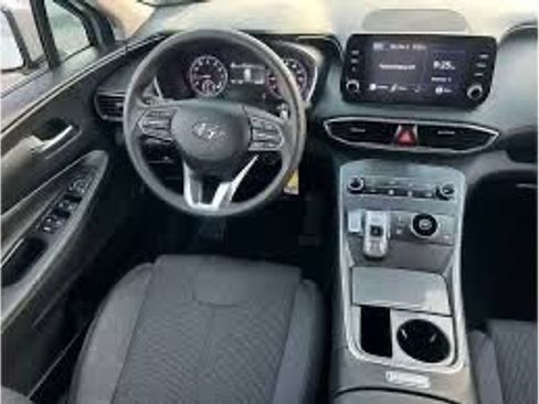 Used 2022 Hyundai Santa Fe SE AWD/4WD image 10