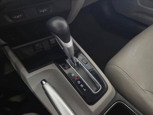 Used 2013 Honda Civic Hybrid Sedan image 13