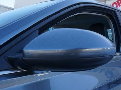 Certified 2023 Volkswagen Jetta SE w/ Panoramic Sunroof Package image 75