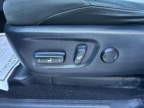 Used 2016 Toyota 4Runner SR5 image 28