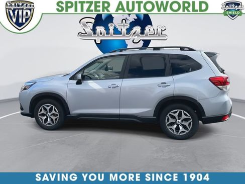 Used 2024 Subaru Forester Premium AWD/4WD image 7