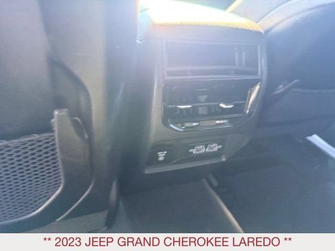 Certified 2023 Jeep Grand Cherokee Laredo w/ Luxury Tech Group I AWD/4WD image 18