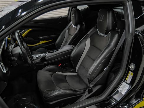Used 2020 Chevrolet Camaro SS image 39