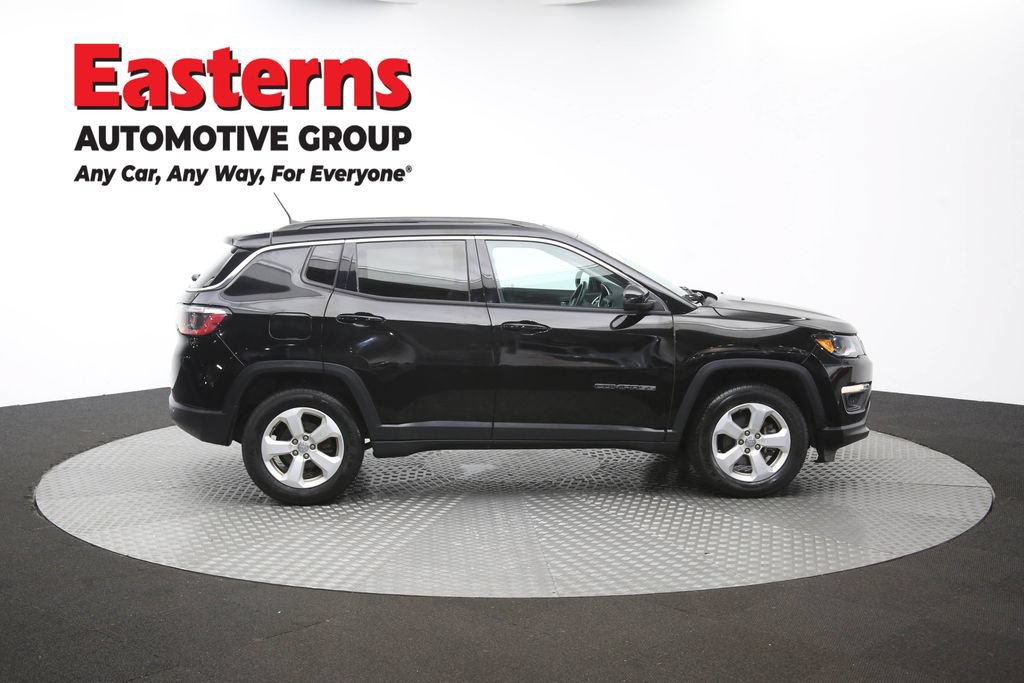 Used 2018 Jeep Compass Latitude w/ Popular Equipment Group AWD/4WD image 46