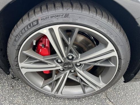 Used 2025 Genesis G70 3.3T Advanced w/ Sport Prestige Package image 13