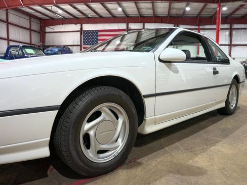 Used 1993 Ford Thunderbird Super RWD image 31