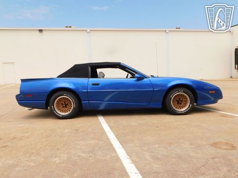 Used 1991 Pontiac Firebird Convertible RWD image 4