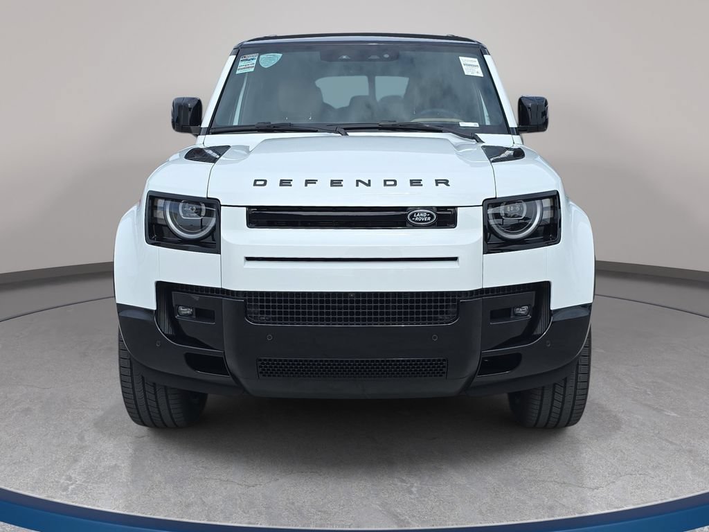 New 2026 Land Rover Defender 110 X-Dynamic SE AWD/4WD image 2