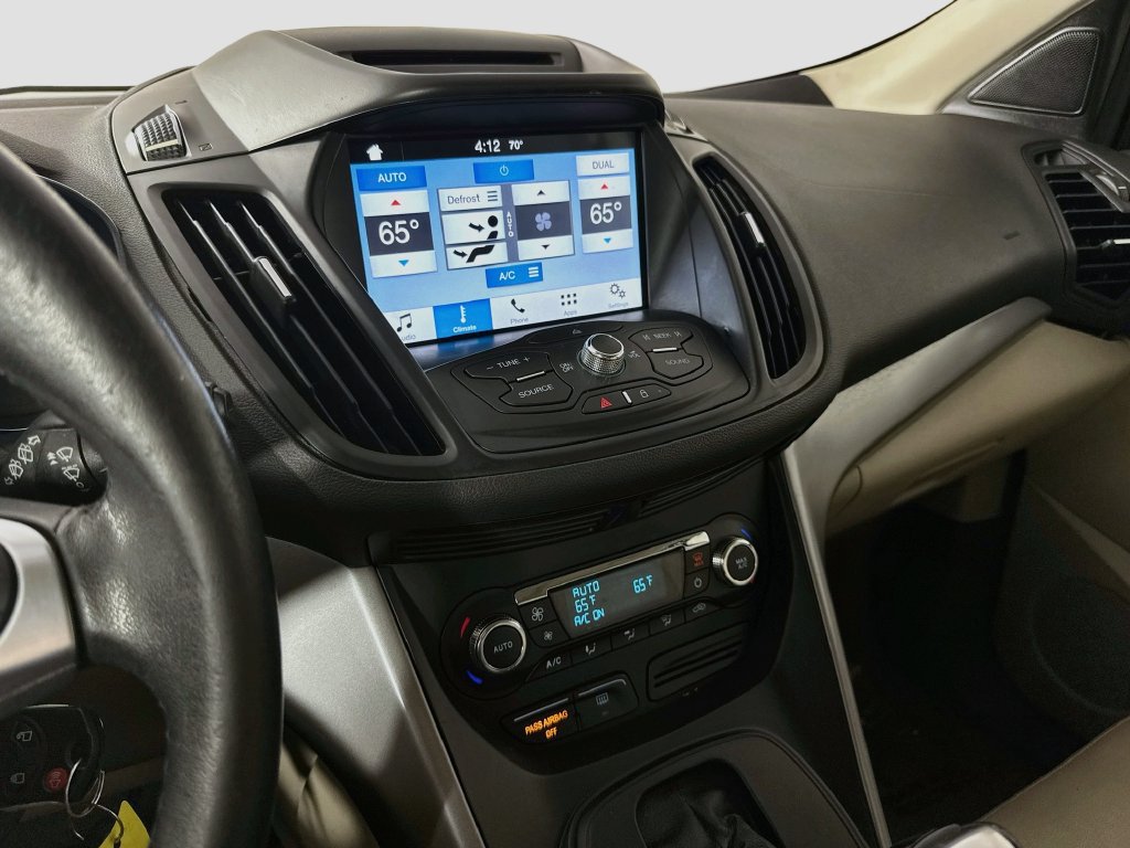 Used 2016 Ford Escape SE w/ SE Leather Comfort Package AWD/4WD image 18
