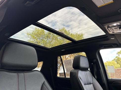 Used 2024 Chevrolet Tahoe RST w/ Luxury Package AWD/4WD image 18