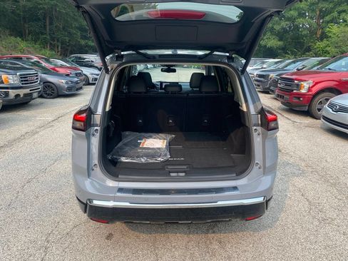 Used 2024 Nissan Rogue Platinum w/ Platinum Premium Package AWD/4WD image 25
