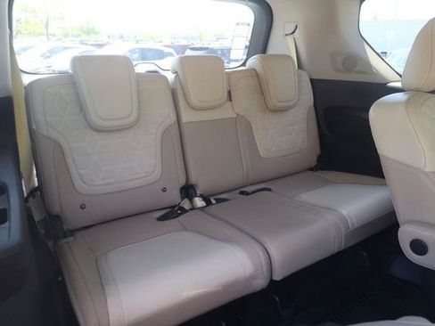 New 2026 Nissan Armada Platinum AWD/4WD image 25