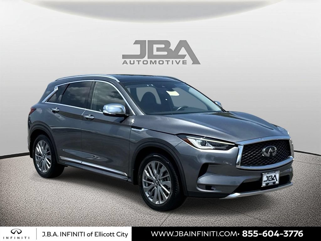 Used 2024 INFINITI QX50 Luxe w/ Accent Package AWD/4WD image 1