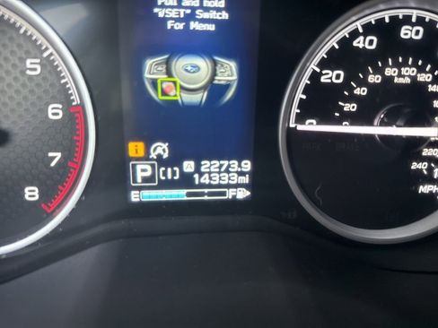 Used 2024 Subaru Forester Limited image 11