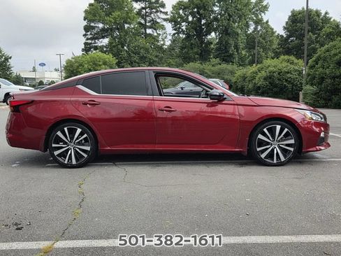 Used 2022 Nissan Altima 2.0 SR FWD image 6