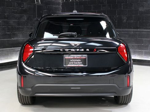 Used 2025 MINI Cooper S image 12