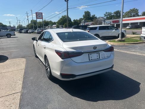 Used 2021 Lexus ES 250 AWD/4WD image 5