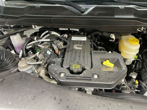 New 2026 RAM 2500 Laramie w/ Night Edition AWD/4WD image 26