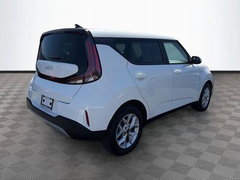 Used 2025 Kia Soul S FWD image 7