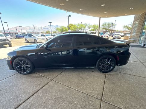 Used 2023 Dodge Charger R/T w/ Blacktop Package RWD image 3