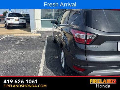 Used 2018 Ford Escape SE AWD/4WD image 4