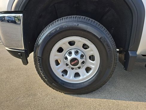 Used 2022 GMC Sierra 3500 Pro w/ Convenience Package image 31