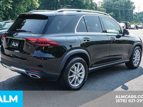 Used 2024 Mercedes-Benz GLE 450e 4MATIC image 5