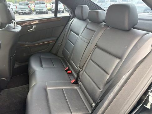 Used 2011 Mercedes-Benz E 350 4MATIC Sedan image 17