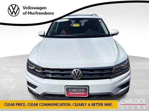 Used 2018 Volkswagen Tiguan SEL Premium AWD/4WD image 3